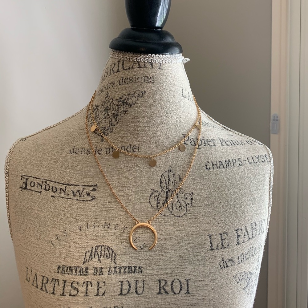 Gold crescent moon necklace